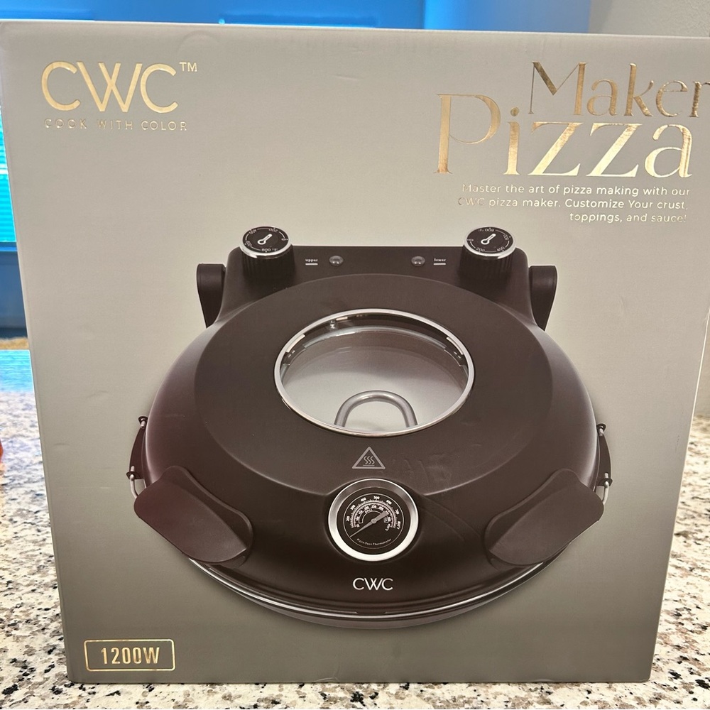 CWC Black Pizza Maker